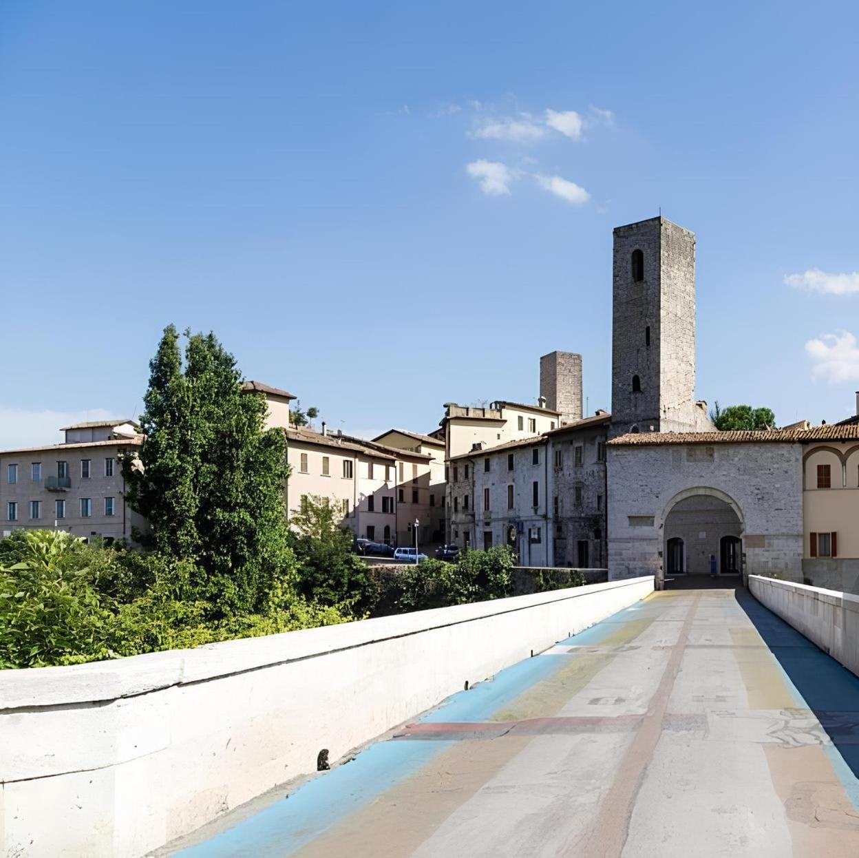 Charme In Centro With Private Parking Lägenhet Ascoli Piceno Exteriör bild